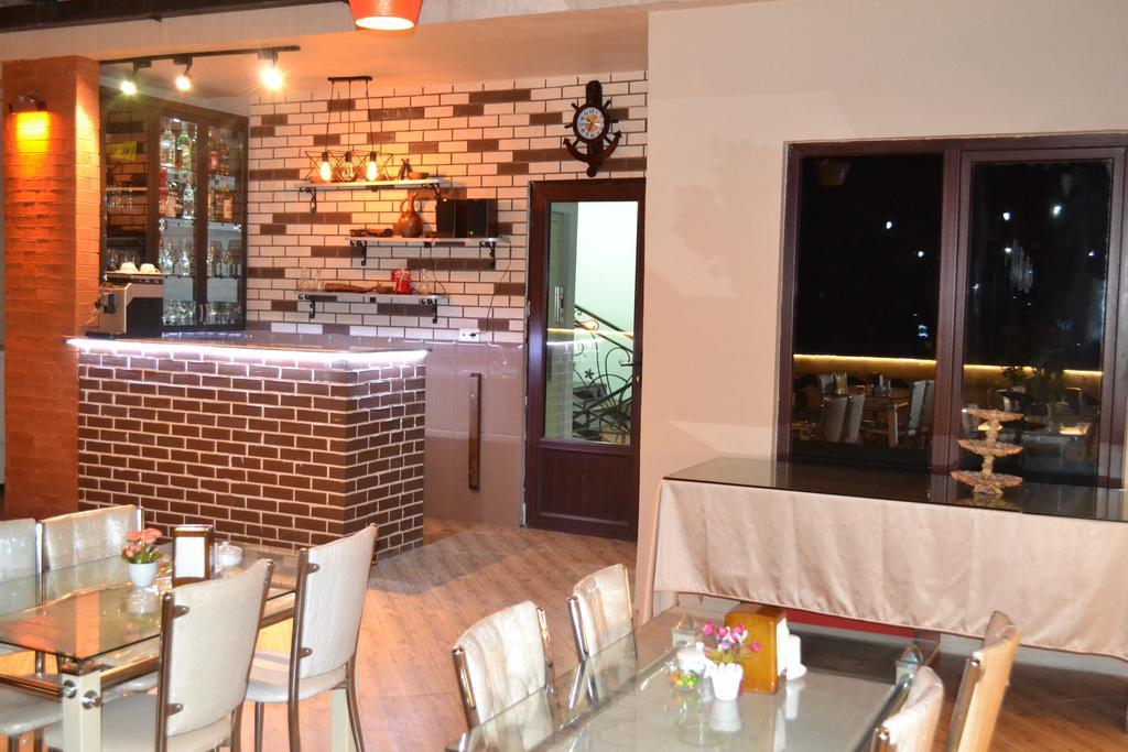 Hotel Elite House Batumi Luaran gambar